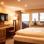 Wohlfuehlhotel Zur Post 4*